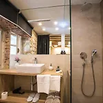 Luxury 4*