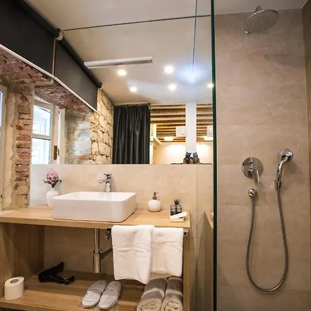 Luxury 4*